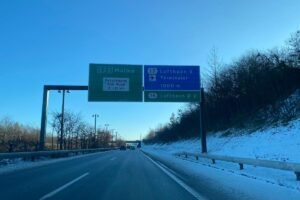 Verkehrsschilder zur Öresundbrücke